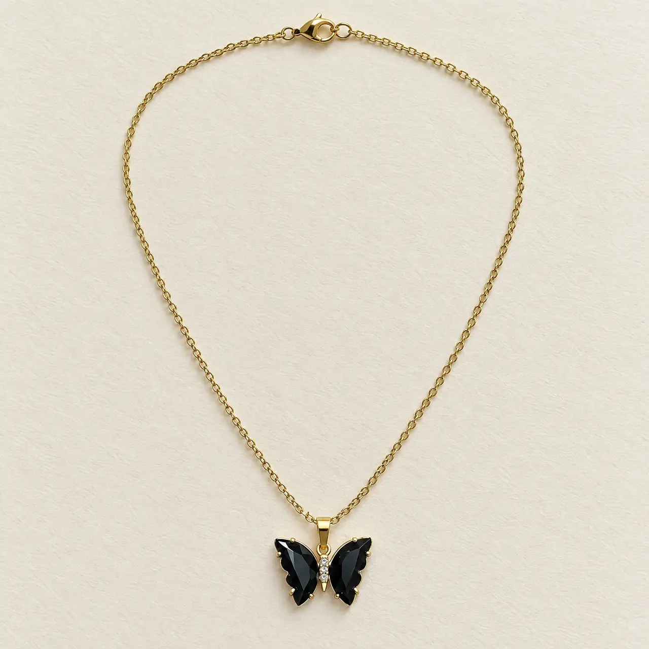Fotografía de Collar Mariposa Negra Gold