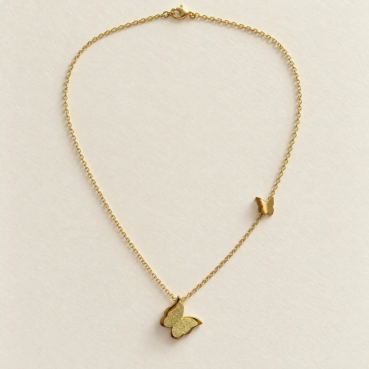 Fotografía de Collar Dos Mariposas Gold