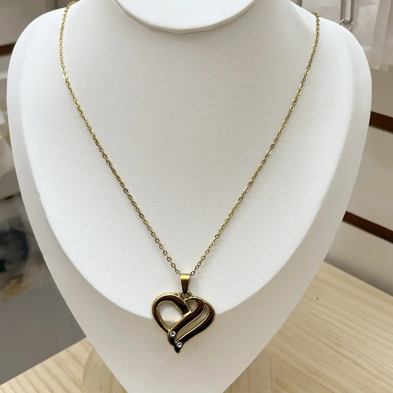 Fotografía de Collar Corazón Envuelto Gold