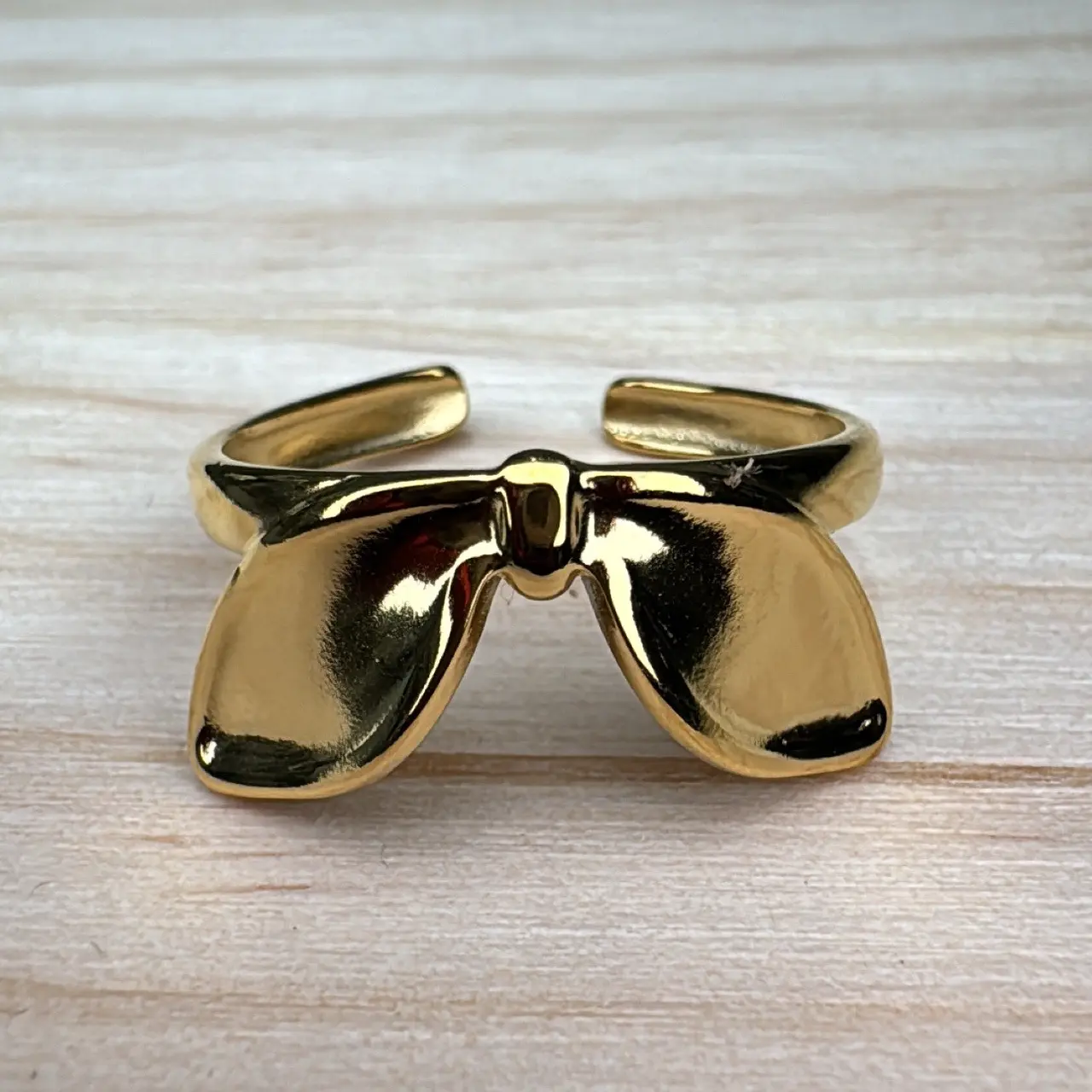 Fotografía de Anillo Moño Liso Gold