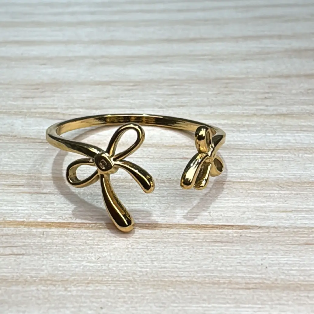 Fotografía de Anillo Escudo Gold