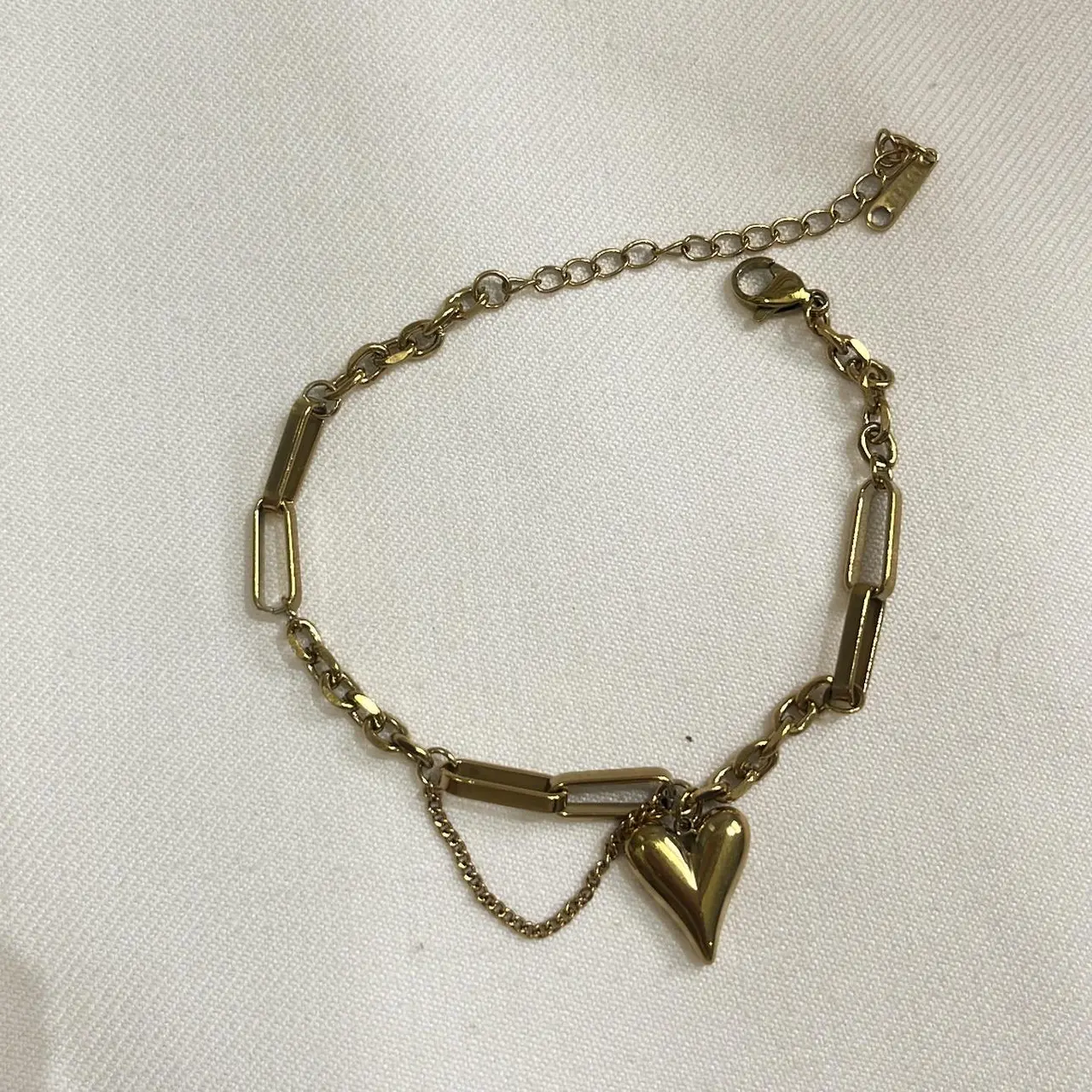 Fotografía de Pulsera Corazón Eslabón Gold