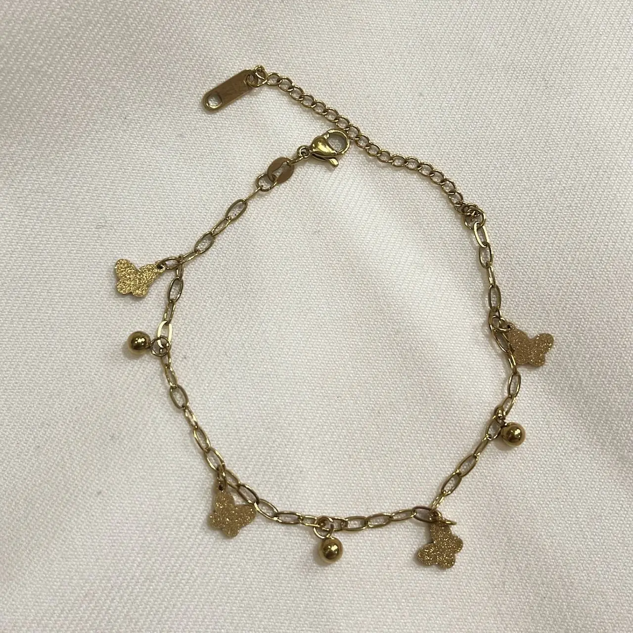 Fotografía de Pulsera Mariposa Escarchada Gold